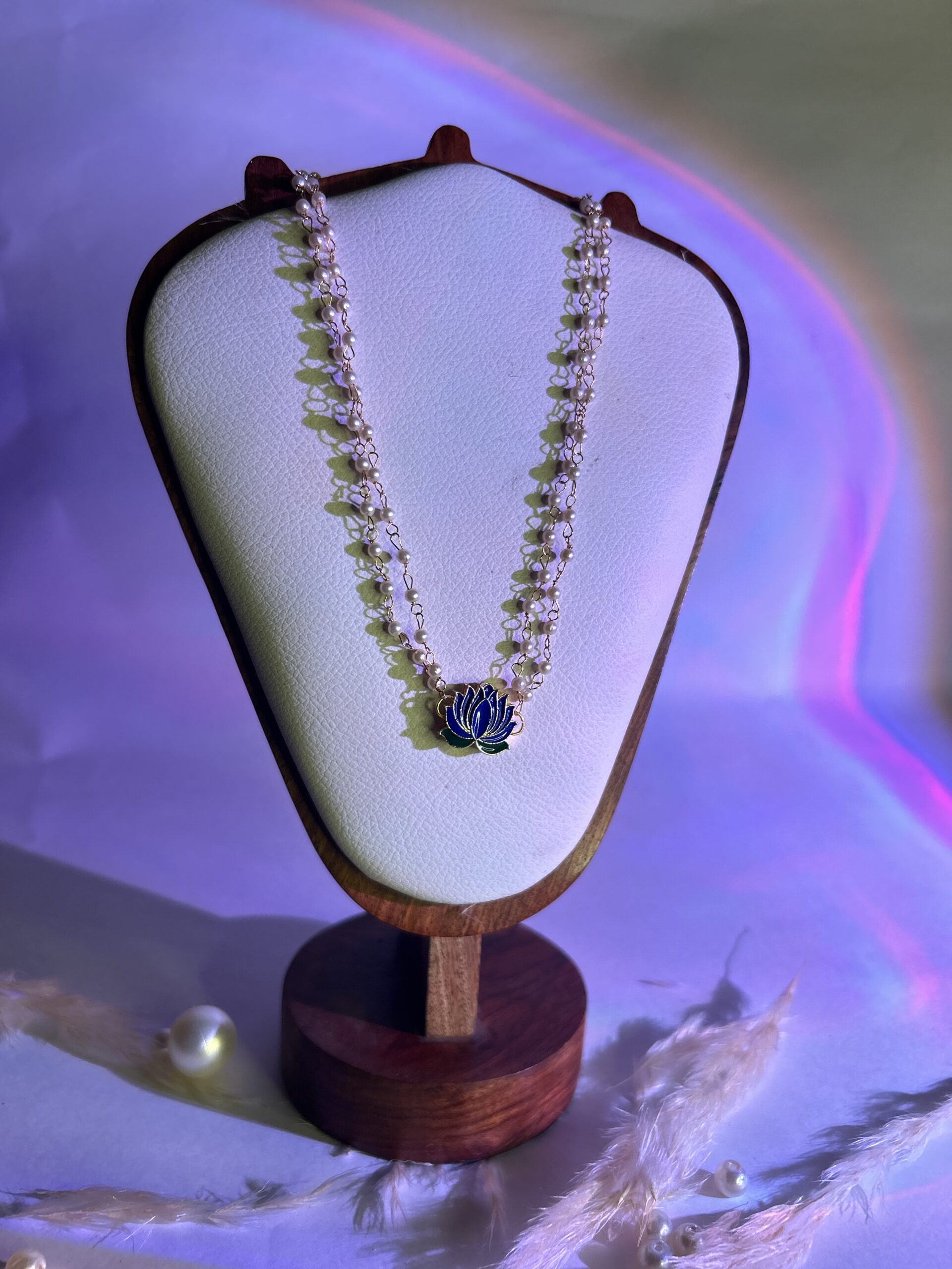 Thamaraiyin Blue Lotus